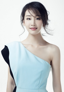 女演员于童写真