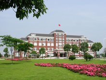  上海立达学院