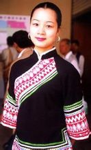 仫佬族服饰
