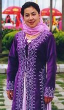 乌孜别克族服饰