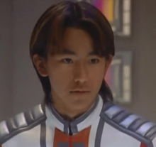 八隅宏