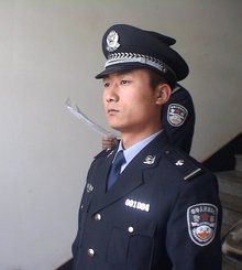 折叠编辑本段演员表编剧:修崃荣,张文潮,郭群集数:24集类型:当代警匪