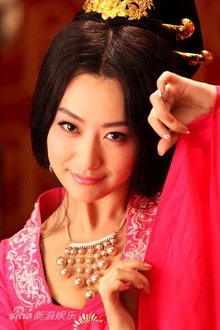 2012年《隋唐英雄》:刘晓庆饰演萧美娘;2013年《隋唐演义》:白冰饰演