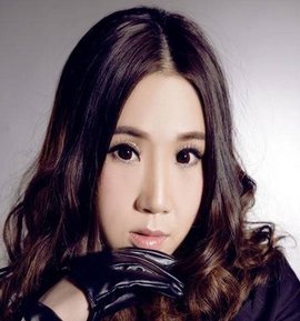 萱萱中国内地女歌手黄译萱