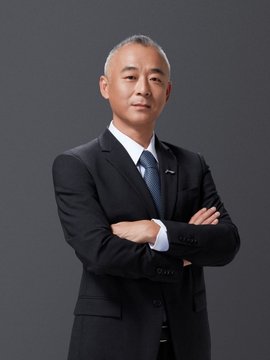 李宁现任董事长图片