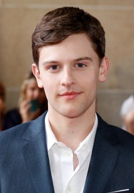 特拉维斯·托普