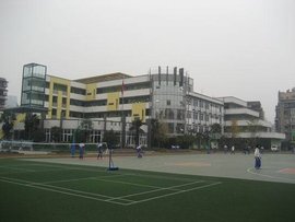 徐州市中山外国语实验学校