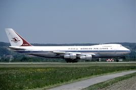 波音747-200