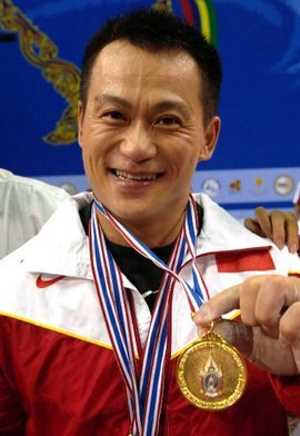张国政奥运会举重冠军