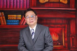 龚光明