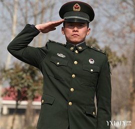 谢添真正男子汉教官