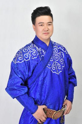 孟和乌力吉(蒙古族青年歌手)_360百科