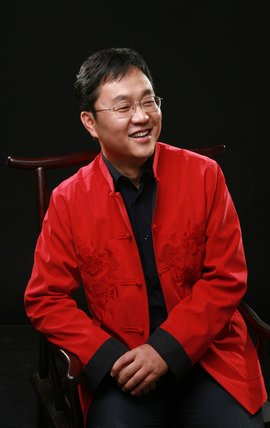 雷蒙内蒙古广播电视台主持人
