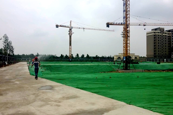 沙场扬尘治理新利器：盖土网覆盖方案解析 (砂石料场扬尘治理)-初仟社区