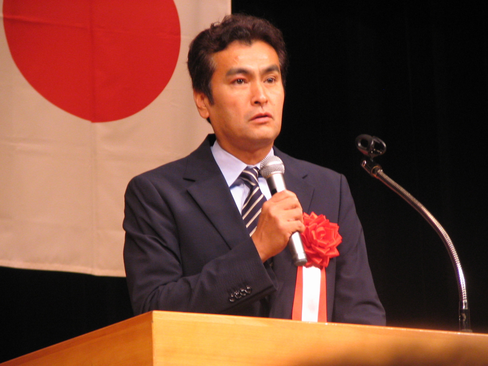 石原良纯图册_360百科