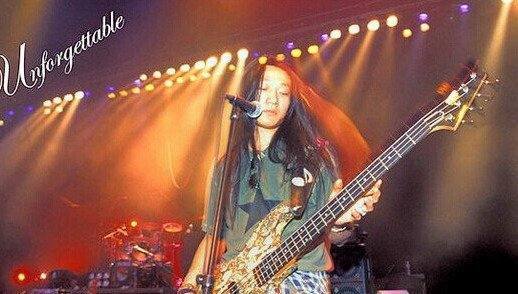 以其幽默、风趣和睿智的主持风格，深受广大电视观众的喜爱。张炬：25岁1995年5月11日，清晨，刚与