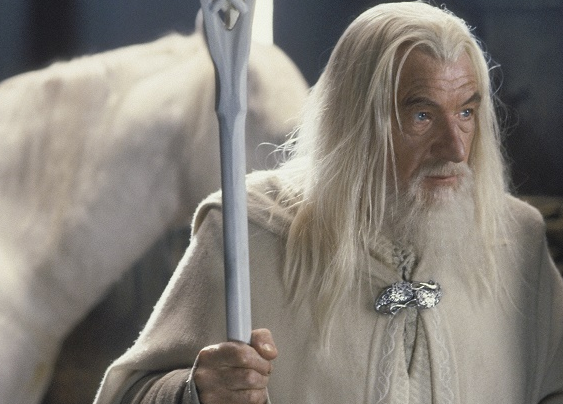 甘道夫灰袍巫师怎么就升级成白袍了_360问答