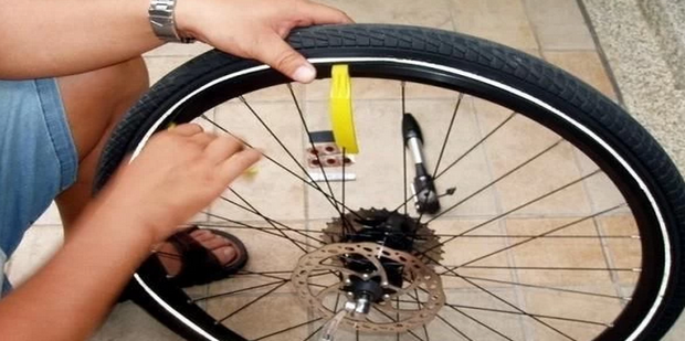 自行车补胎方法