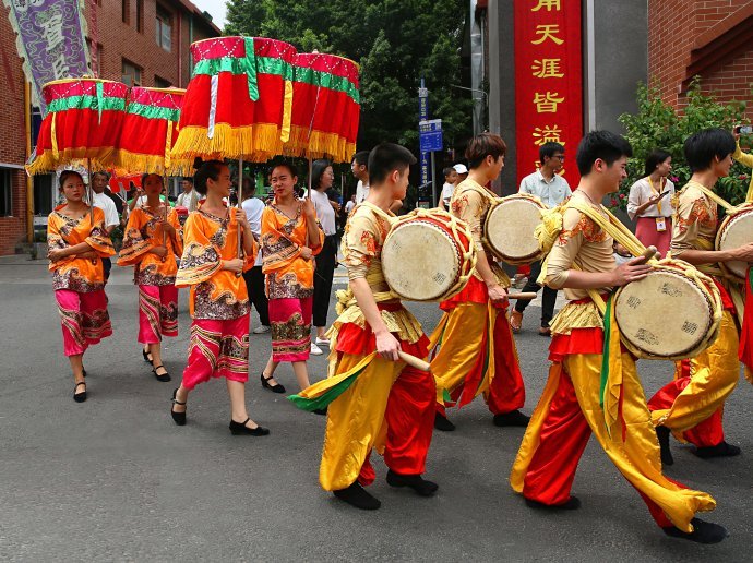 大鼓凉伞图册_360百科