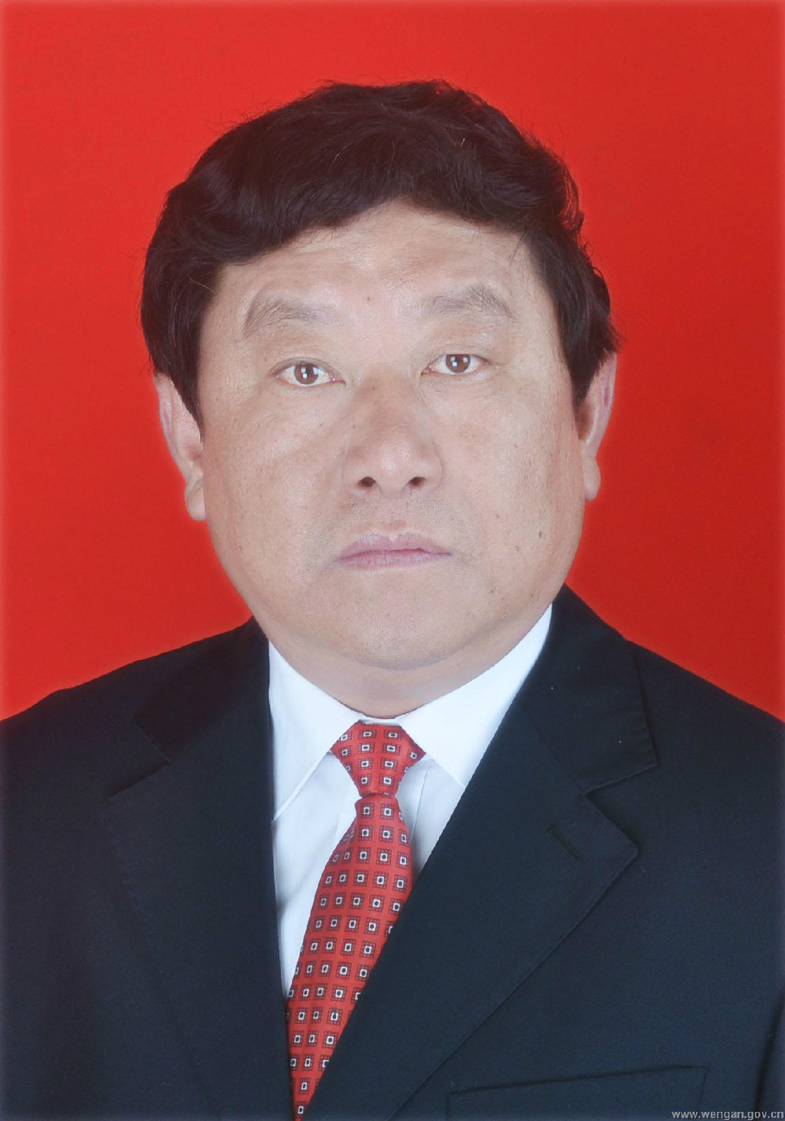 王华