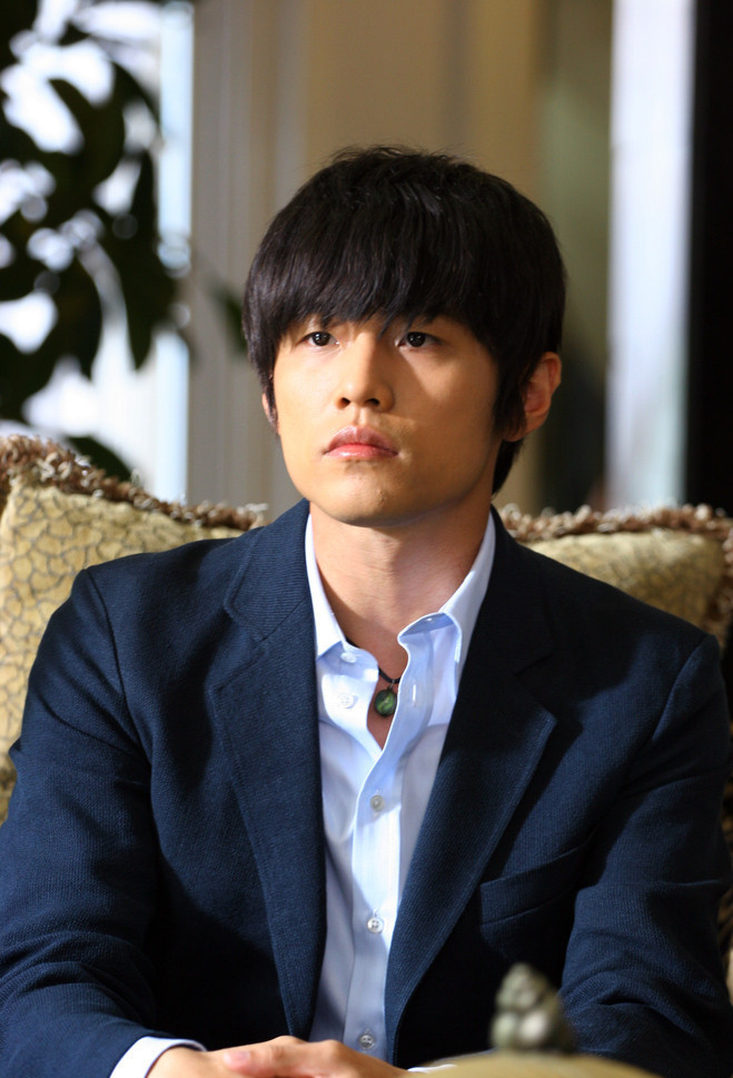 周杰伦(华语男歌手、词曲创作人、演员、MV及电影导演、编剧及制作人)_360百科