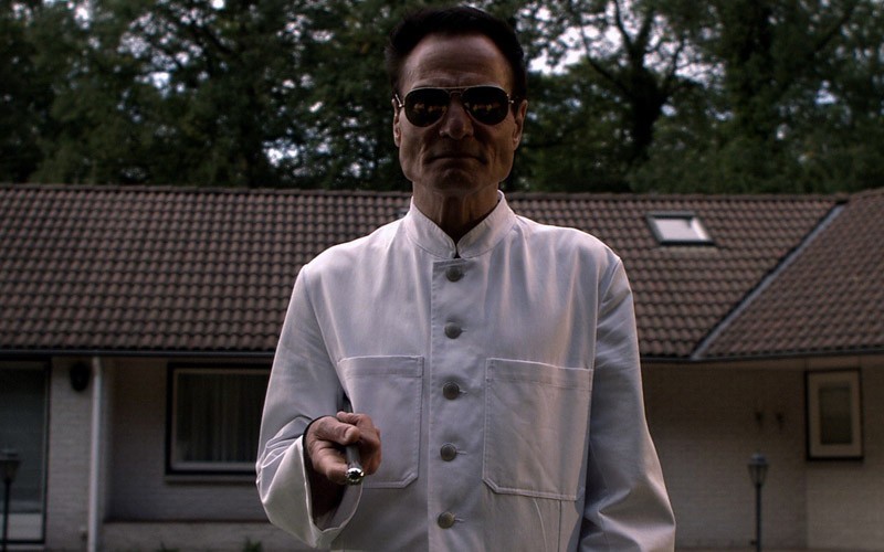 人体蜈蚣：探索下载神秘现象的深度解析 (人体蜈蚣真实事件哪个事件)