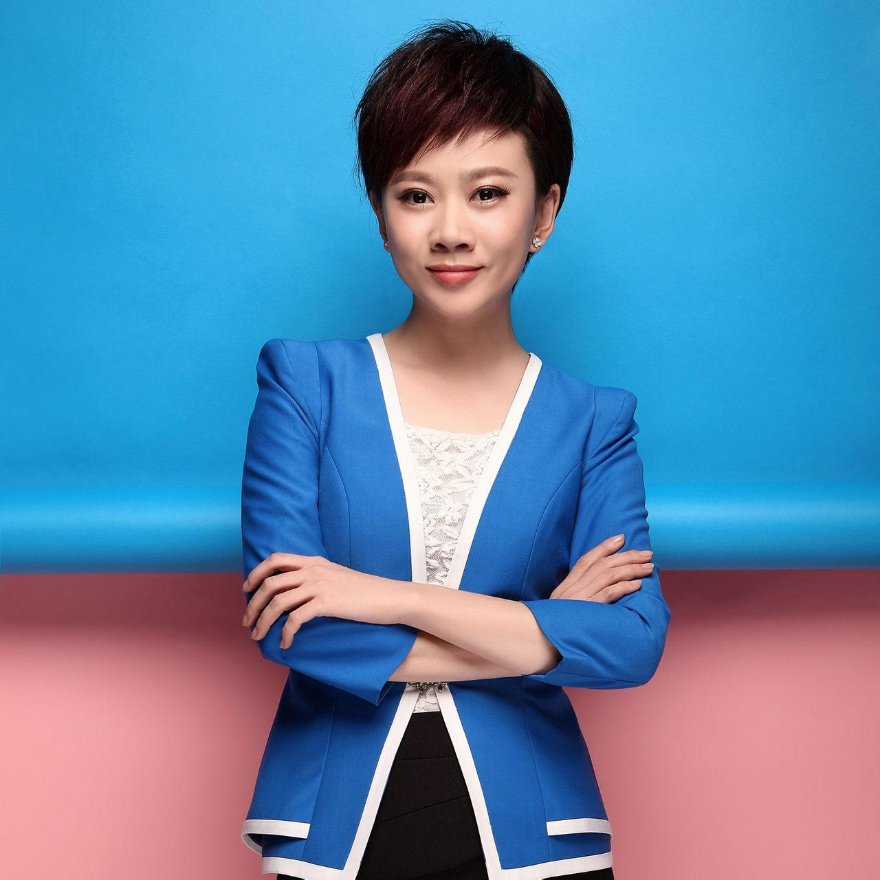 吴冰图册_360百科