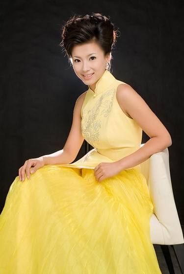 李佳