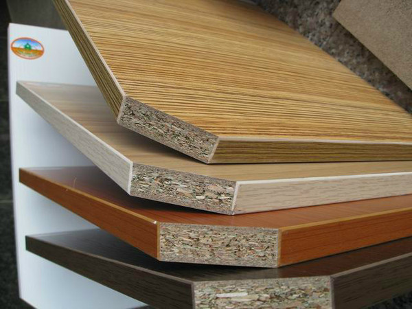 实木颗粒板和密度板哪个好 