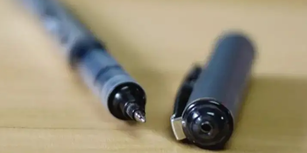 您知道笔帽上的孔是做什么用的-笔帽孔的作用_360新知