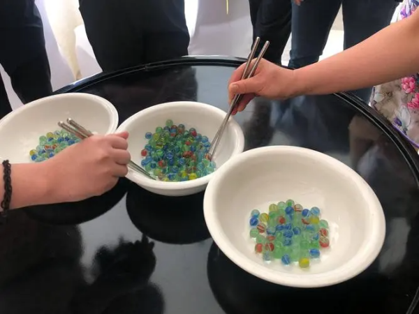 夹弹珠游戏规则介绍是什么?_360问答