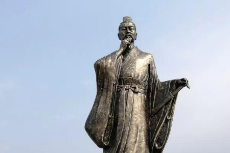 2、孙阳：即伯乐，相传为秦穆公时的人，善相马。汉·韩婴《韩诗外传》卷七：“使骥不得伯乐