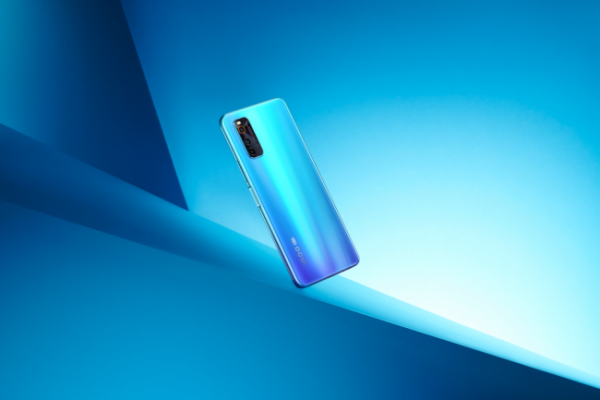 iqooneo8和vivos17哪个更好