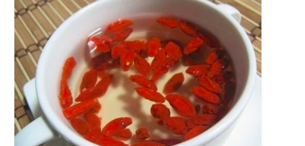 枸杞泡水喝的正确方法_360新知