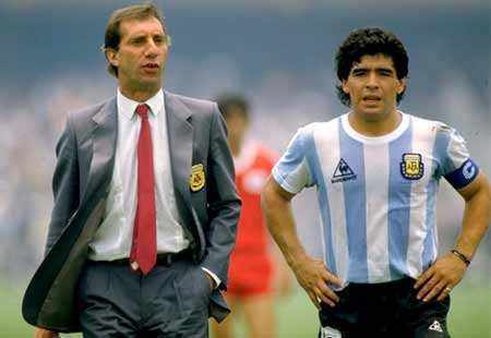 马拉多纳带领阿根廷夺得世界杯冠军是在哪一年？