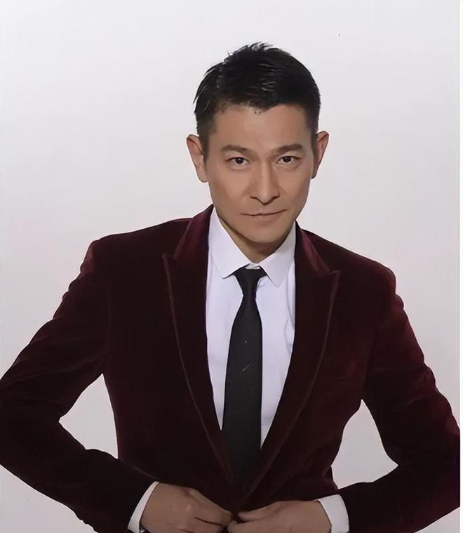 实时掌握最新疫情数据