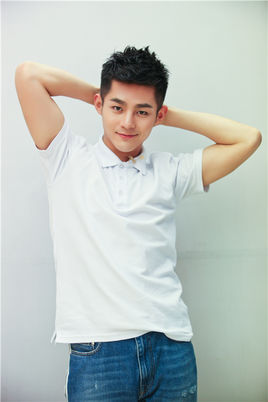 潘宥诚图册_360百科