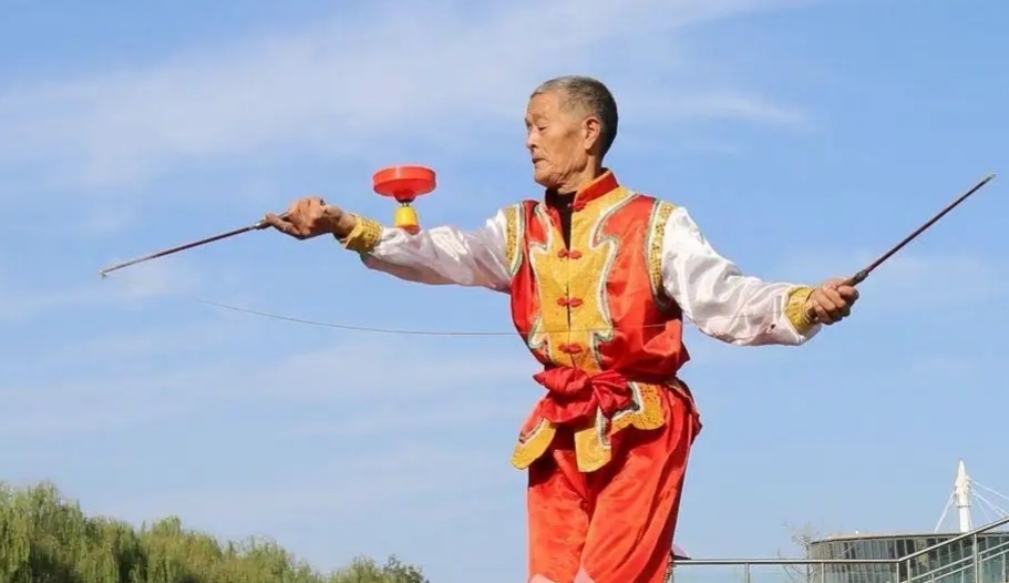 抖空竹图册_360百科