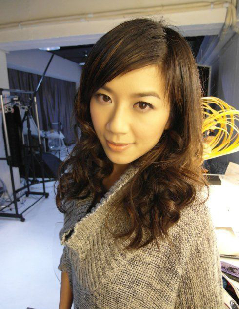 黄智雯图册_360百科