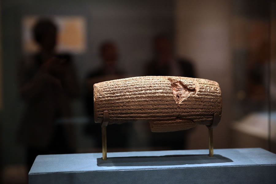 居鲁士是什么人