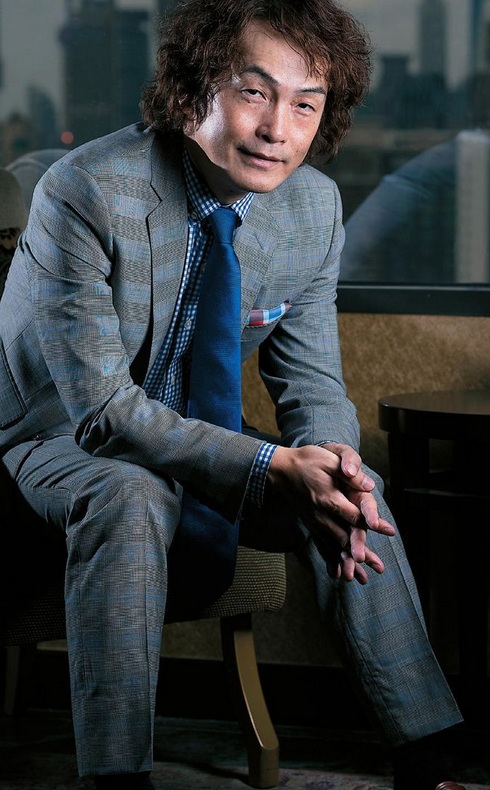 石田衣良图册_360百科