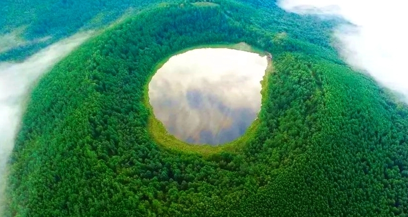 阿尔山天池图册_360百科
