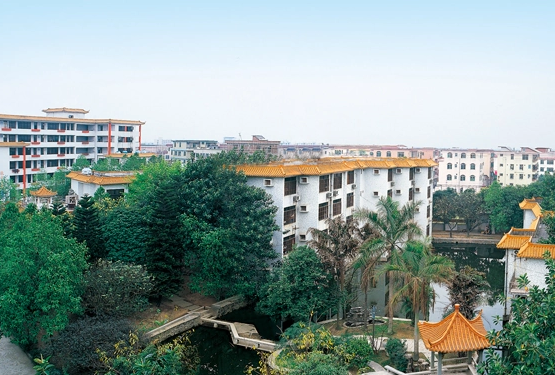 广州南华工贸技工学校怎么样,学校环境好吗?_360问答