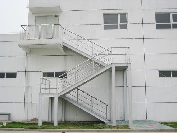 钢楼梯_360百科