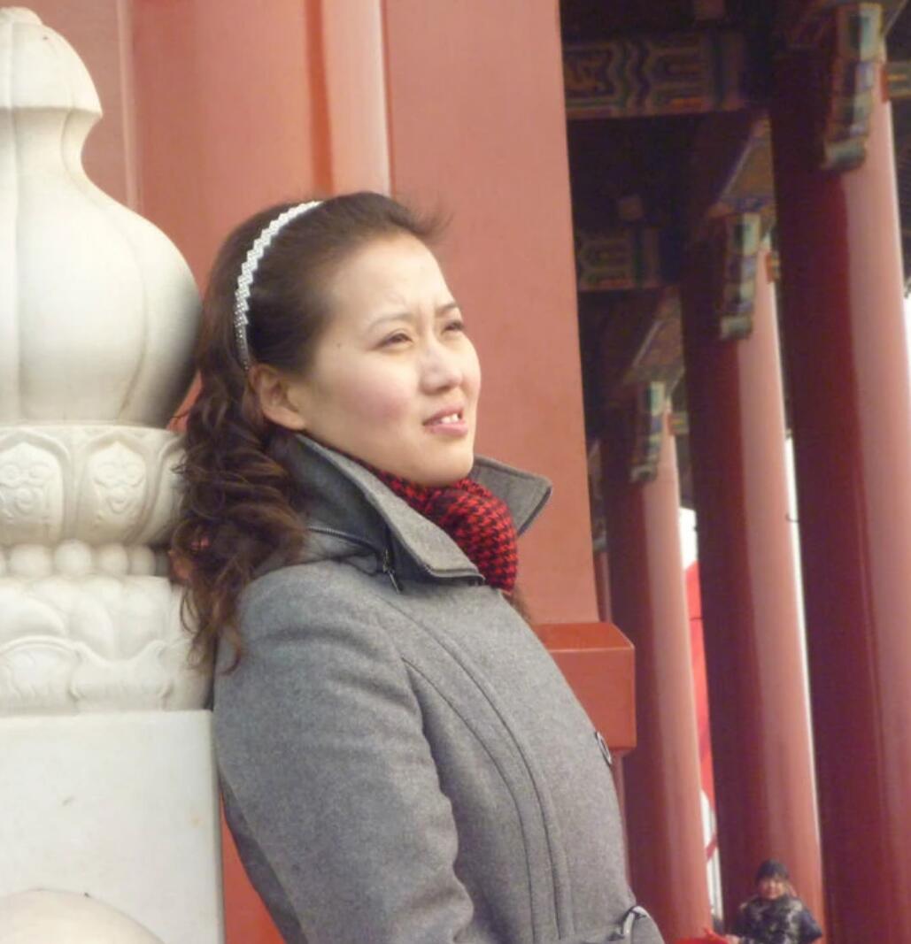 王颖图册_360百科