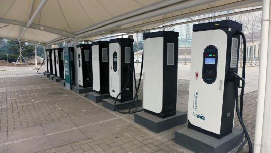 合计1285.35KW；新建屋面光伏共1248块光伏组件