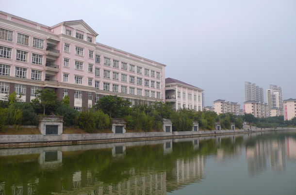 深圳职业技术分数线 最高600分,深圳职业技术大学2024年本科投档线!