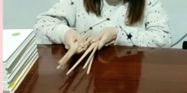 9根筷子搭廊桥的方法步骤_360新知