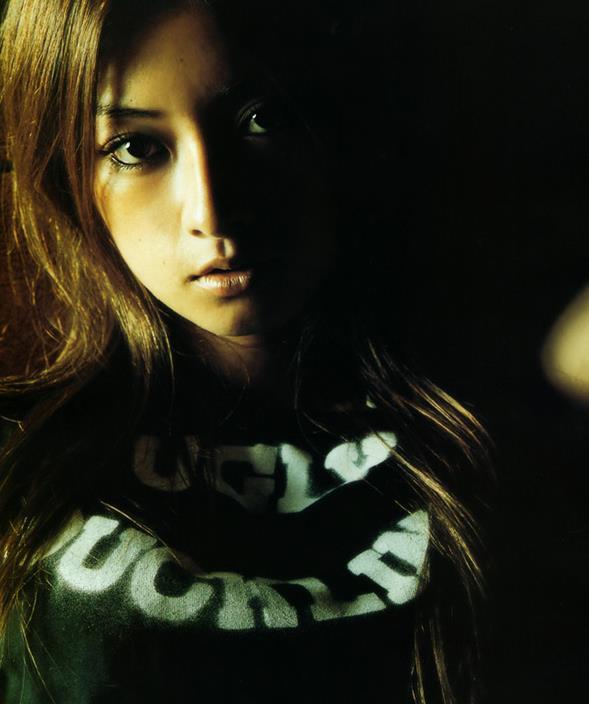 伴都美子图册_360百科