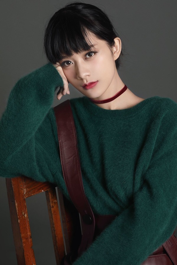 李婷婷图册_360百科